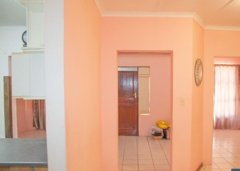 4 Bedroom Property for Sale in Klein Parys Western Cape